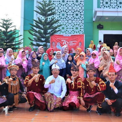 Upacara HUT RI ke-79 Kemenag Rejang Lebong Hadirkan Miniatur Budaya Indonesia