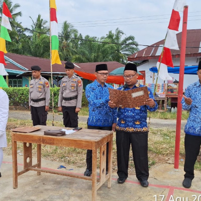 Kepala KUA Kecamatan Seluma Selatan Bertugas Membaca Do'a Pada HUT RI Ke 79 Tahun 2024