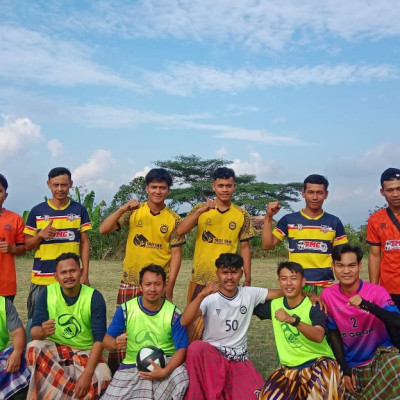 Ikuti Turnamen Futsal Sarung, Dewan Guru MTsN 2 Rejang Lebong Harus Tersingkir di Perempat Final