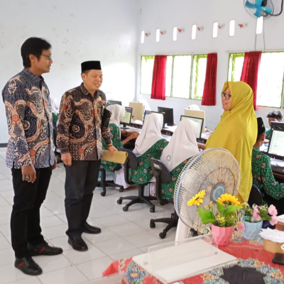 Monev Kegiatan ANBK 2024, Kanwil Kemenag Provinsi Bengkulu Beri Semangat Kepada Siswa MAN Seluma