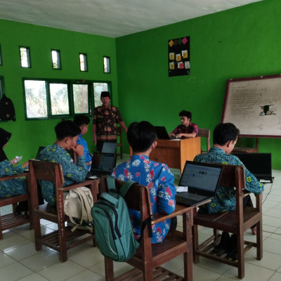 Ujian Hari Pertama ANBK di MAS Lais Bengkulu Utara