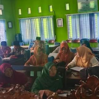 PAI KUA Kecamatan Semidang Alas Hadiri Undangan Pembinaan  Dan Peningkatan Kompetensi Penyuluh Agama Islam Di Kemenang Seluma