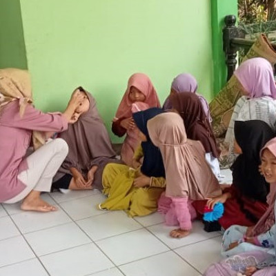 Kekurangan Ruang Kegiatan Belajar Mengajar Siswa Kelas II MIN 4 Seluma Masuk Siang