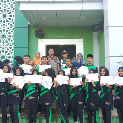 Sarana Pembelajaran Siswa : MAN Rejang Lebong Gelar Lomba Kebersihan dan Keindahan Kelas