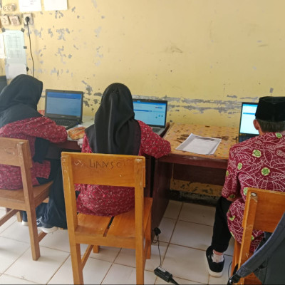 3 Siswa MTs N 2 BU Ikuti OBA Tingkat Kabupaten