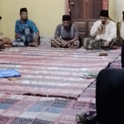 Pembinaa Majlis Taklim: Rutinitas Penyuluh KUA Kecamatan Lubuk Sandi