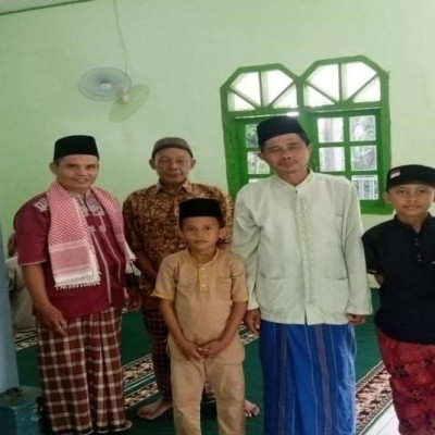 PAI KUA Kecamatan Sukaraja Sebagai Petugas Khotib Dan Imam Sholat Jumat Di Masjid Nurul Huda Desa Air Kemuning