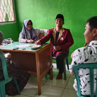 Kantor Urusan Agama Kecamatan Air Periukan Keluarkan 2 Duplikat Buku Nikah