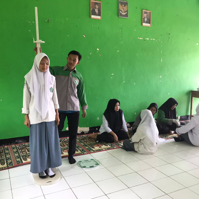 Peduli Kesehatan, PKM Tumbuan Rutin Cek Kesehatan Siswa MAN Seluma