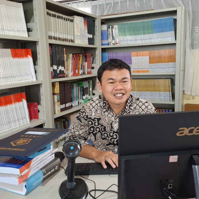 Perpustakaan MAN Rejang Lebong Tingkatkan Minat Literasi Siswa dengan Pelayanan Prima