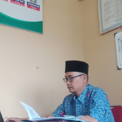 Kepala KUA Kecamatan Kota Padang Dorong Operator SIMKAH Tingkatkan Kompetensi