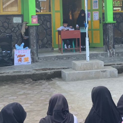 MIS Muhammadiyah 14 Talang Ulu Gelar Muhadharah Jum'at dan Jum'at berkah