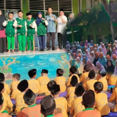 Antarkan Siswa Ikuti KSM Tingkat Nasional, Keluarga Besar MIN 2 Gelar Doa Bersama.