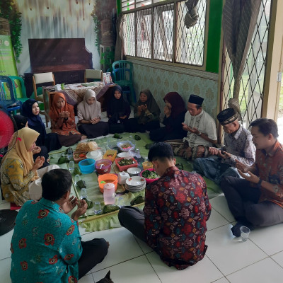 Bangun Kebersamaan, KUA Kecamatan Air Periukan  Gelar Family Gathering