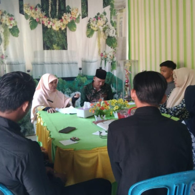 PAI KUA Kecamatan Seluma Barat Sampaikan Materi Rukun Nikah Pada Bimbingan Perkawinan