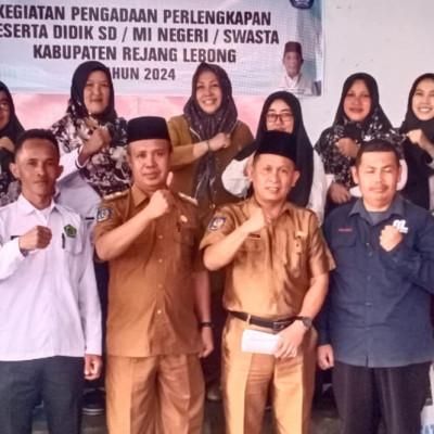 Program Tahunan Bupati Rejang Lebong: Siswa-siswi Mis Guppi 13 Tasik Malaya Akan Terima Seragam Sekolah Gratis.