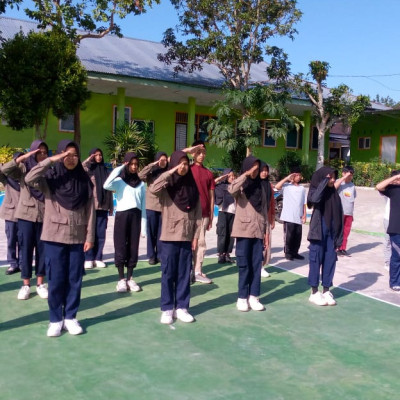 Peningkatan Disiplin dan Kerjasama MTs Muhammadiyah Curup melalui Latihan Baris-Berbaris