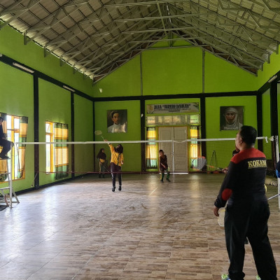 Ini Dia.. Manfaat Bermain Bulu Tangkis sebagai Aktivitas Pengisi Waktu Luang Anak-Anak di MTs Muhammadiyah Curup