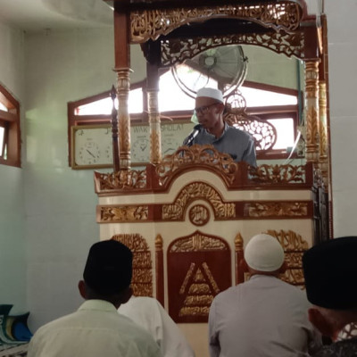 Khutbah Jum'at, Kepala KUA Binduriang Ingatkan Jamaah tentang Pentingnya Ketakwaan dan Persiapan Akhirat