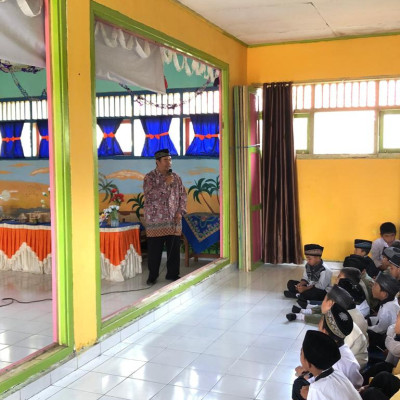 Penyuluh KUA Curup Selatan Gelar Program "Goes to School"