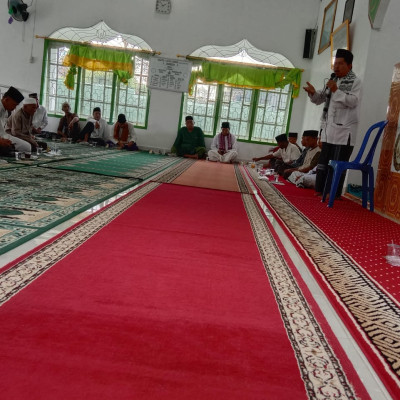 Peringatan Maulid Nabi Muhammad SAW, Penyuluh Agama KUA Binduriang Ajak Jamaah Teladani Sifat Rasulullah