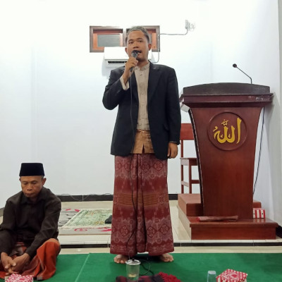 Penyuluh Agama Islam  KUA Kecamatan Air Periukan Ustadz Muda M. Wahid Syafiudin, M, Ag Sampaikan Ceramah Agama dengan Tema Nabi Muhammad SAW Figur Pemberani Sekaligus Dermawan Sejati