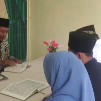 Tes Baca Al-Quran Jadi Syarat Wajib Bagi Calon Pengantin di KUA Sindang Kelingi