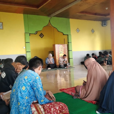 Mohon Perlindungan Sang Pencipta, MTsN 2 Rejang Lebong Gelar Doa Bersama