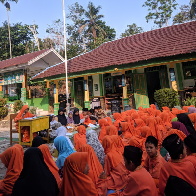 Muhadarah Kelas 5B MIN 2 Bengkulu Tengah: Mengasah Kemampuan Retorika Dan Keagamaan