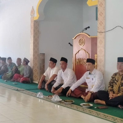 Bersama Majelis Taklim Desa Penago 2, PAI KUA Kecamatan Ilir Talo Gelar Maulid Nabi Muhammad SAW