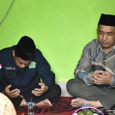 Ikut Berduka, Kemenag Mukomuko Ta’ziah Kerumah Duka