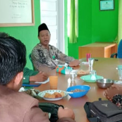 Kantor KUA Kecamatan Ulu Talo Gelar Rapat koordinasi : PLT Kepala KUA Ingatkan Netralitas ASN Jelang Pilkada