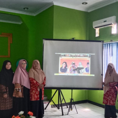 DWP Kemenag Kabupaten Seluma Mengikuti Zoom Meeting Seminar Cegah Kawin Anak