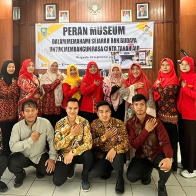 MTsN 1 KoBe Utus Siswa dan Guru Ikuti Wisata Edukasi Oleh MGMP PKn TP 2024/2025