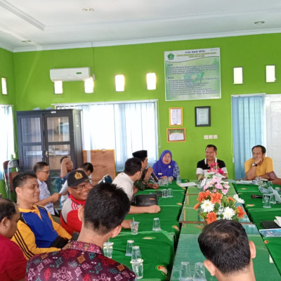 Kepala KUA Kecamatan Air Periukan Bersama Ketua IPARI Menghadiri Rapat Persiapan Kegiatan Kompetisi Film Pendek