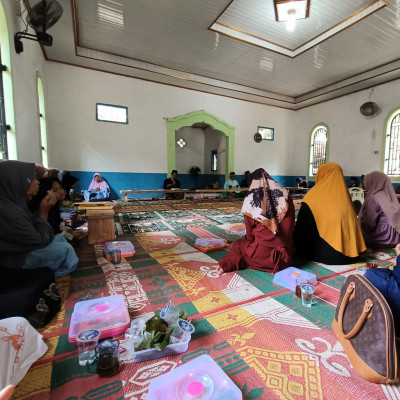 Penyuluh Agama Islam KUA Kecamatan Air Periukan Rutin hadir Dalam Kegiatan Unggulan Khataman Al-Qur'an Desa Tawang Rejo