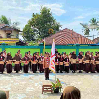 Tekankan Kedisiplinan, Gudep Puspa Indah MIN 1 Rejang Lebong Gelar Upacara Siaga