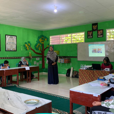 Pelatihan Kader Kesehatan Remaja: Meningkatkan Pelayanan Kesehatan Remaja di MTs Bunayya Islamic School