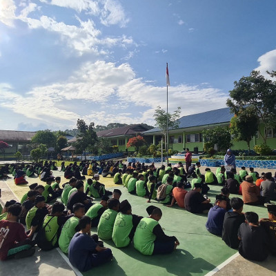 Jum'at Berkah: Siswa MTs Muhammadiyah Curup Gelar Aksi Sosial "Infak Seikhlasnya"