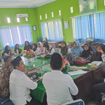 Penyuluh Agama Islam KUA Kecamatan Seluma Selatan Mengikuti Rapat IPARI Kabupaten Seluma Di Kemenag Seluma