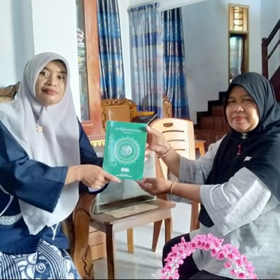 MIN 4 Bengkulu Tengah Terima bantuan Al-Qur’an Dari Badan Waqaf Al-Quran Bengkulu