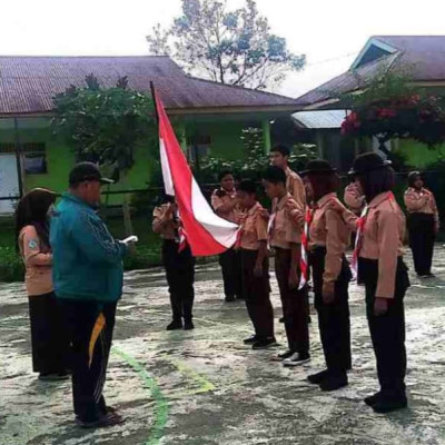 Semangat Siswa - Siswi MTs Muhammadiyah Curup dalam Persiapan Kemah : Membangun Karakter dan Kebersamaan di Alam Terbuka