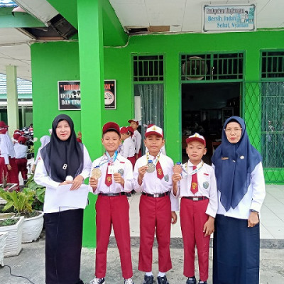 Ikut Kejuaraan Taekwondo Siswa MIN 2 BS Raih 5 Medali