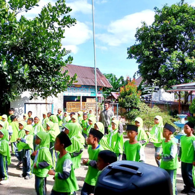 Program KAMISEHAT MI-Ster AL FATIH: Latih Kebugaran Melalui Olahraga dan Senam