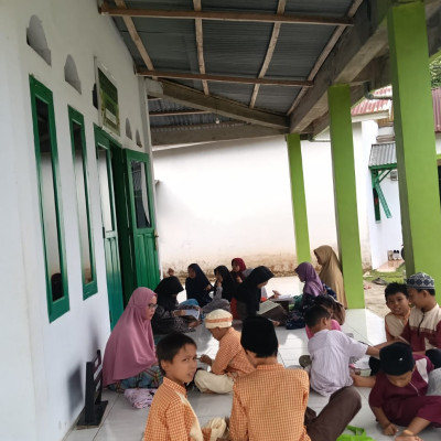 Kisah Penyuluh Agama KUA Kecamatan Air Periukan Bimbing Pembacaan Al-qur'an Pada Anak Speech Delay DSan Tuna Rungu Wicara