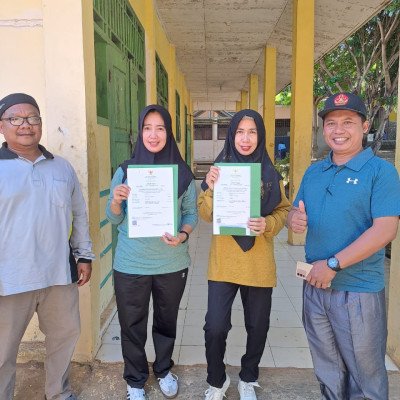 Penyerahan Sertifikat Halal Kecamatan Seluma Selatan Kali Ini Diserahkan Langsung Oleh Kepala Bimas Islam Dan PPPH Kabupaten Seluma