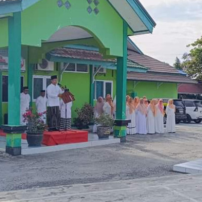 Kepala KUA Kecamatan Seluma Barat  Menghadiri  Apel Hari Santri Di Kantor Kemenag Kabupaten Seluma