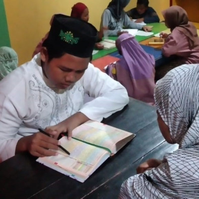 Pasang Surut Santri, Asatidz TPQ Binaan Penyuluh Agama Islam KUA Sukaraja Adakan Evaluasi