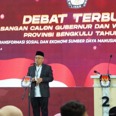 Hadir di Debat Cagub Cawagub Bengkulu, Kakanwil Kemenag Doakan Kedamaian dan Kebijaksanaan bagi Para Calon