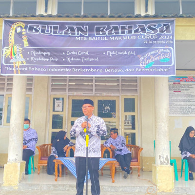 Simbol Cinta Tanah Air, MTs Baitul Makmur Curup Gelar Bulan Bahasa